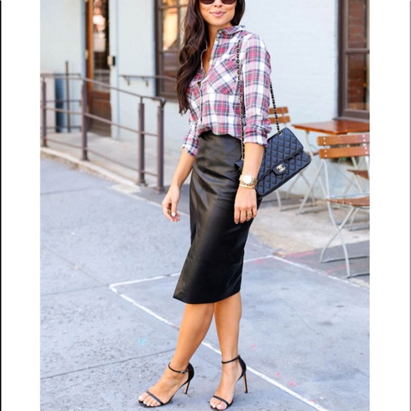 BCBGMaxAzria Dresses & Skirts - 🖤Bcbgmaxazria Leather Skirt